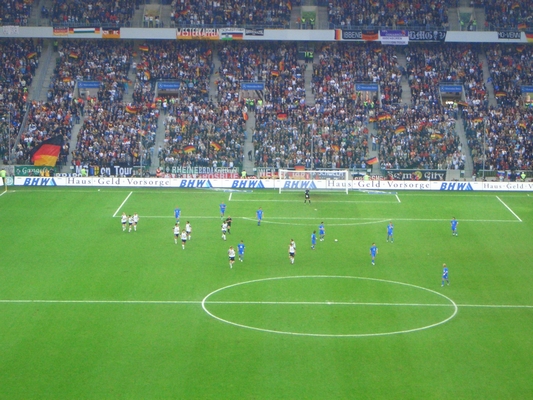 img/archiv/Stadion/1. Laenderspiel im BORUSSIA PARK/BRD-RUS05_025.jpg